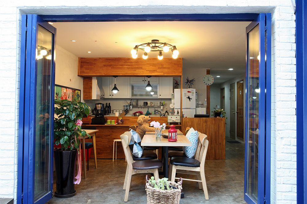 Zzzip Guesthouse In Hongdae Séoul Extérieur photo