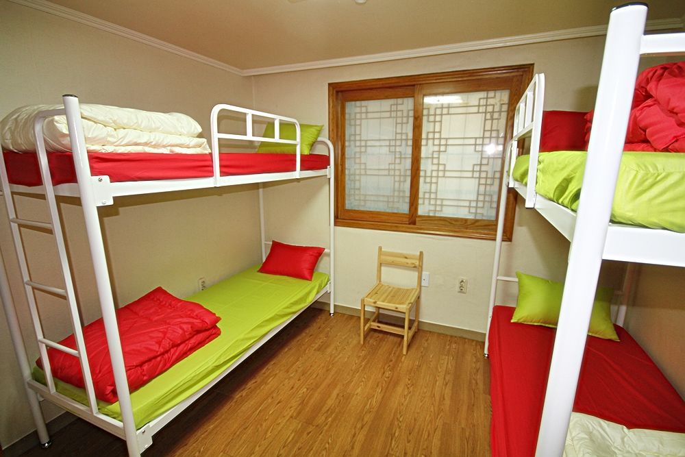 Zzzip Guesthouse In Hongdae Séoul Extérieur photo