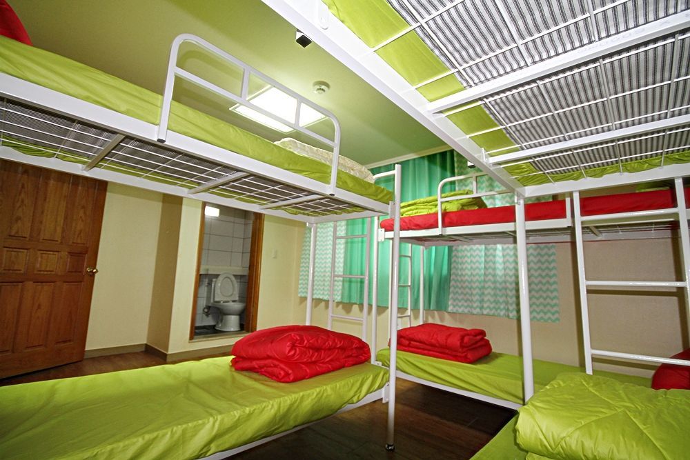 Zzzip Guesthouse In Hongdae Séoul Extérieur photo