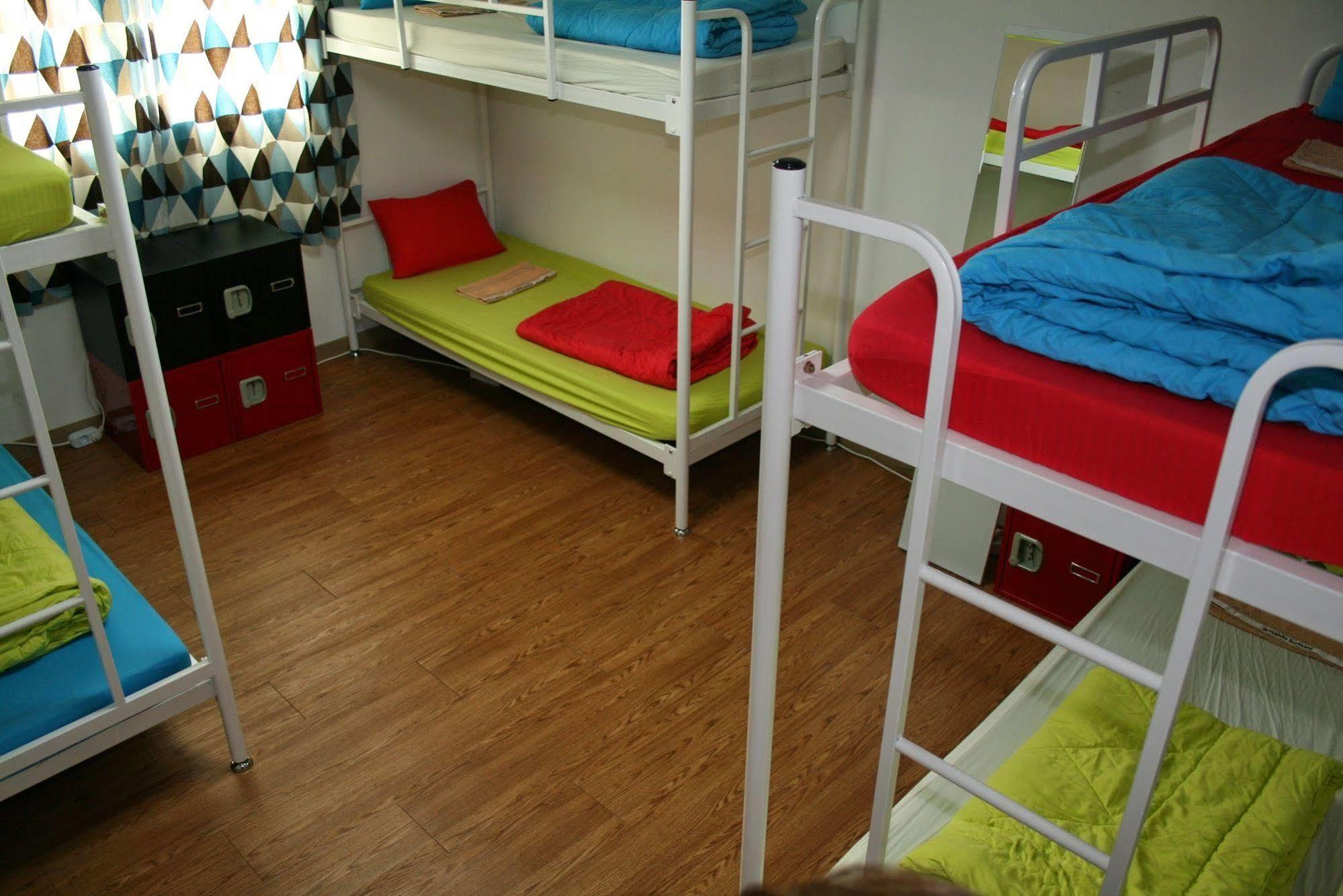 Zzzip Guesthouse In Hongdae Séoul Extérieur photo